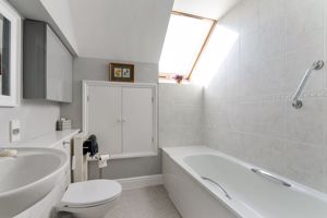 Photo 40- click for photo gallery